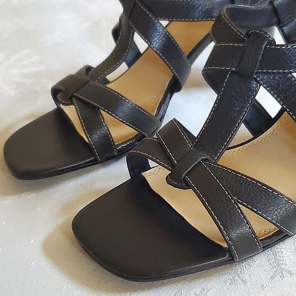 Liz Claiborne Kelly Flex Leather Upper Strappy Buckle Heels Women's Size 10M - Picture 4 of 12